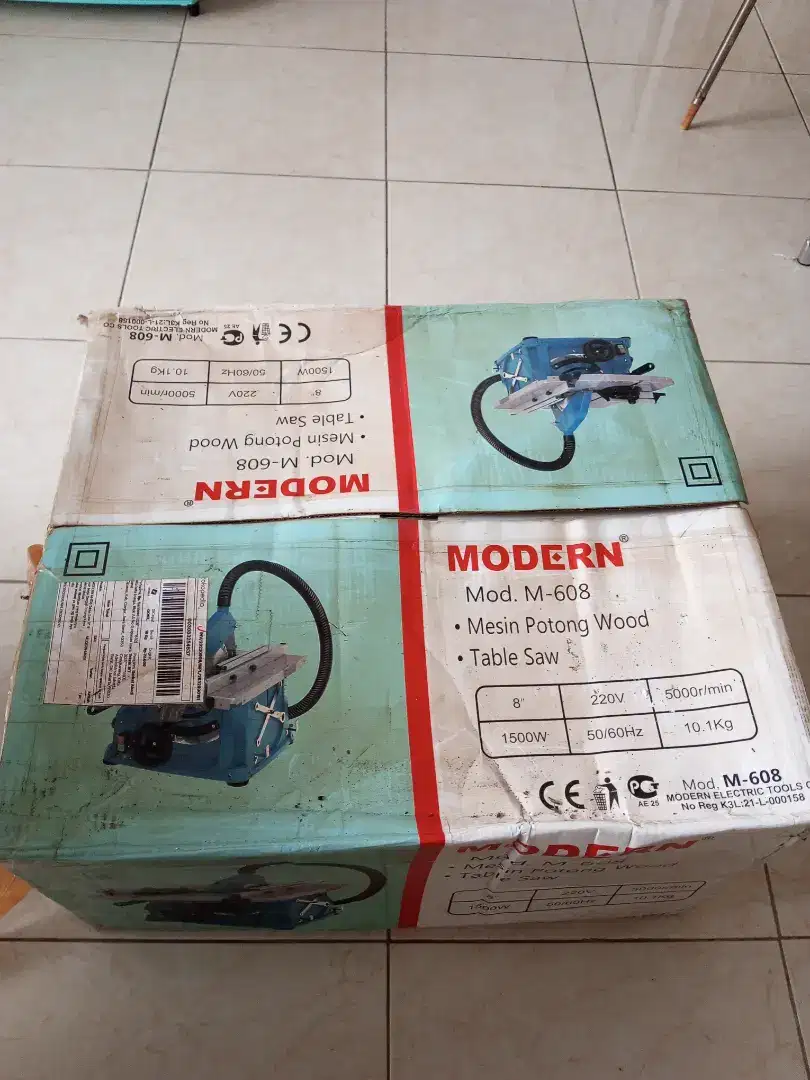 Table saw / mesin potong perkayuan