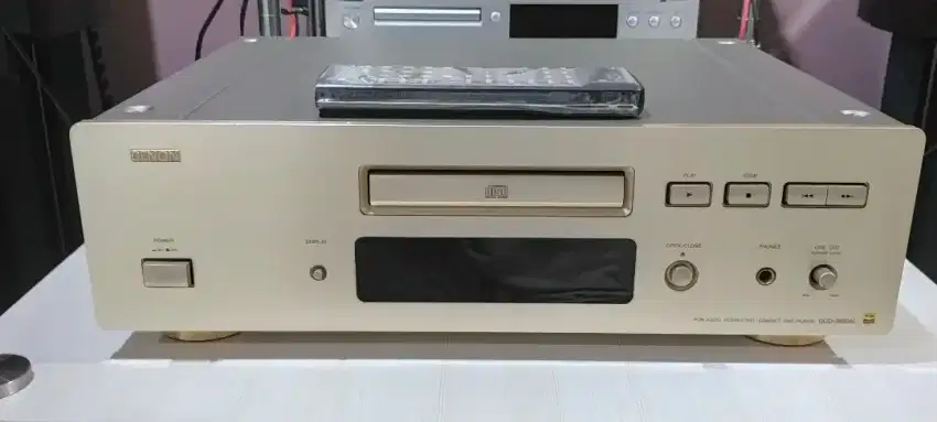 Sale Denon CD player DCD 2800 AL