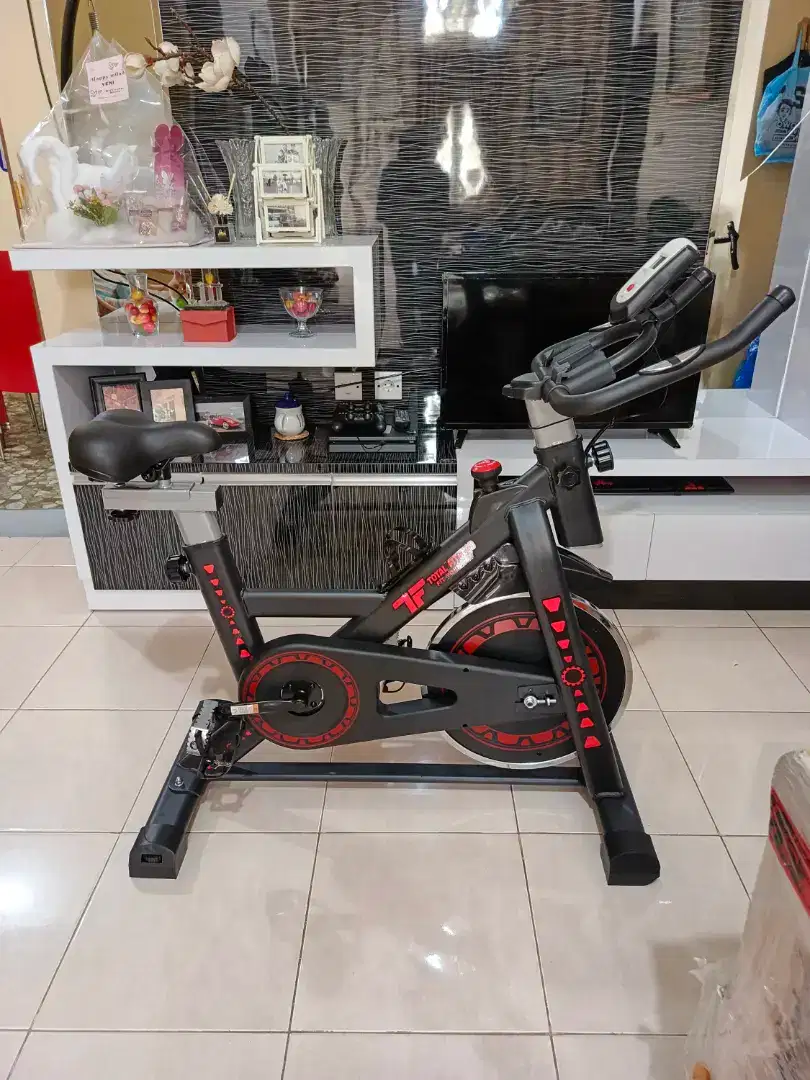 Ready Sepeda balap/Spinning bike buat rumahan bergaransi resmi