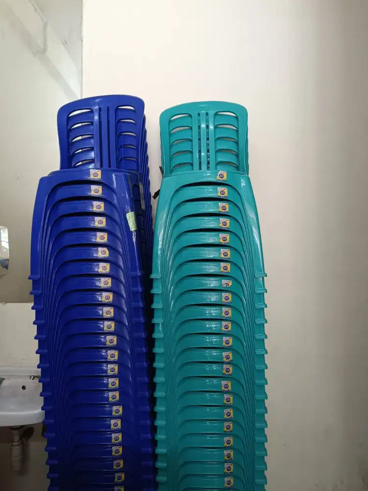 KURSI TEROP MEREK NAPOLY