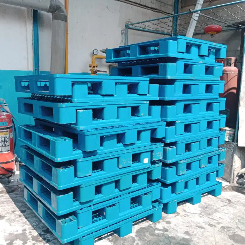 Distributor pallet plastik bekas murah palet plastik second