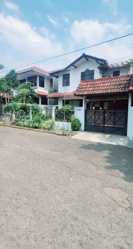 DIJUAL RUMAH DI VILA DELIMA LEBAK BULUS JAKARTA SELATAN