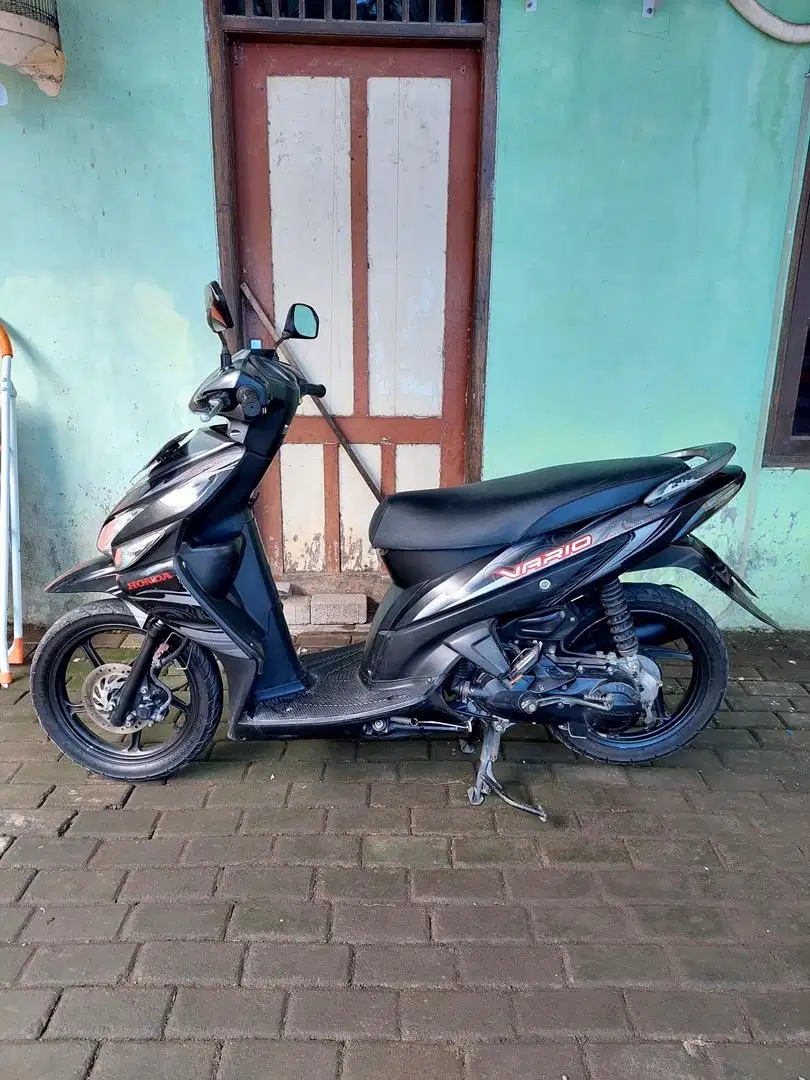 Vario 110 thn 2011 istimewa