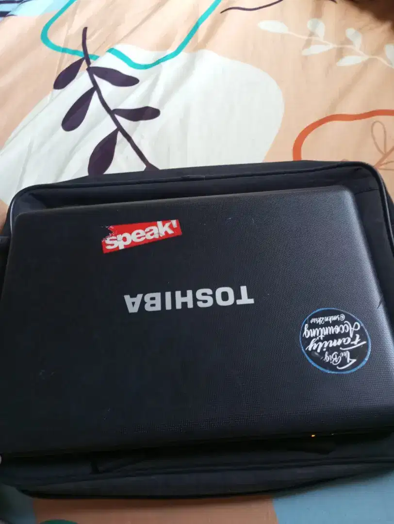 Laptop Toshiba masih layak pakai