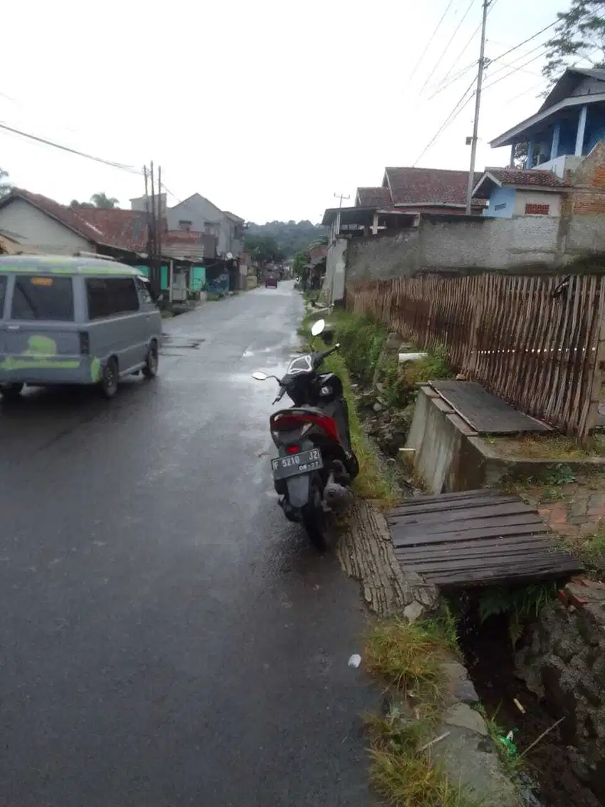 Rumah+tanah kosong nempel jalan kabupaten jalur angkot