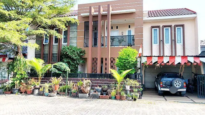 Dijual Rumah Vila Keren di Cilegon Banten Full Furnish Taman Cilegon