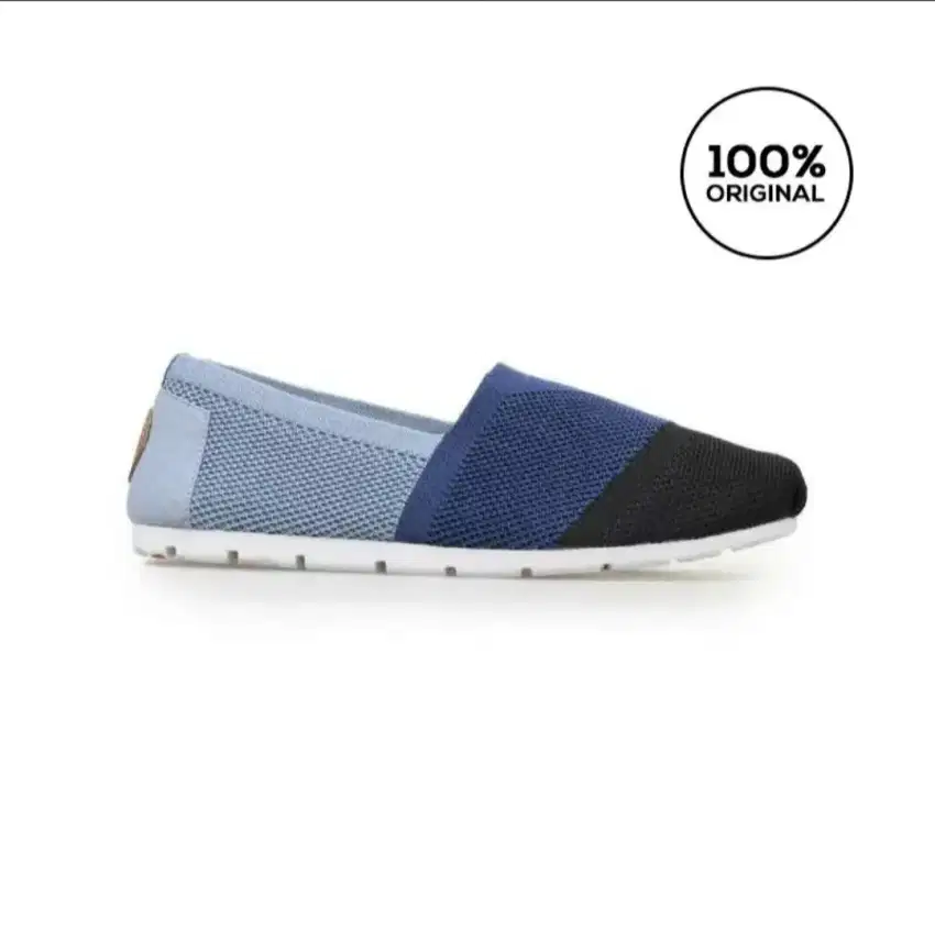 Wakai Core Knit Slip On Man