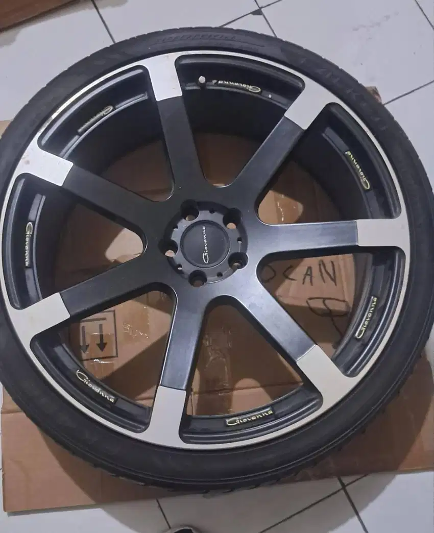 Velg Bekas Alphard Giovanna R22 PCD 5x114.3