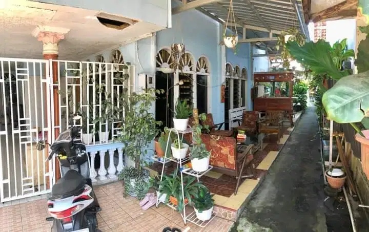 DIJUAL CEPAT RUMAH INDUK DAN KOST DEKAT AKMIL