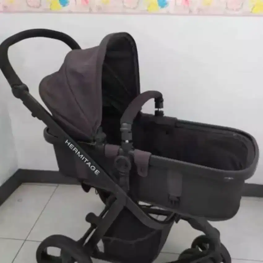 Stroller Bayi Elle Hermitage Black Edition