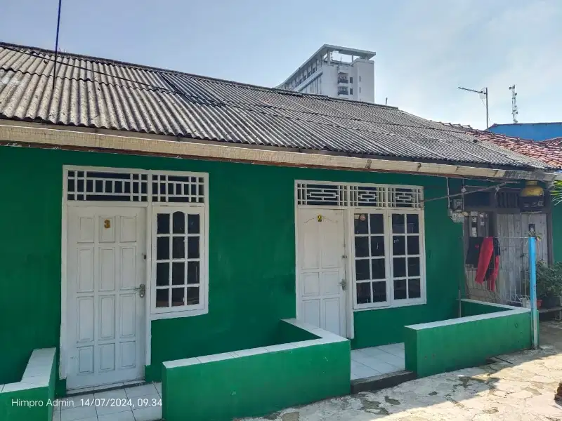 Dijual rumah 2 lantai dan kosan 8 pintu