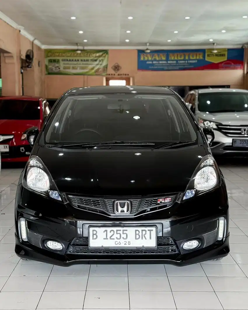 LOW KM 50 rb ! JAZZ RS MMC MT Tahun 2013 !