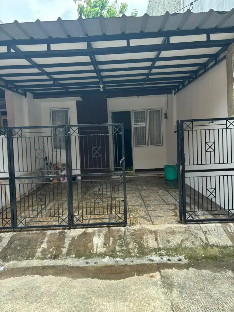 Rumah di Kontrakan Tahunan