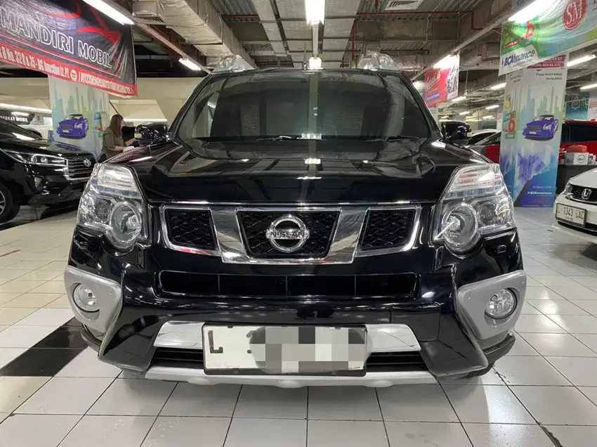 NISSAN XTRAIL XT 2.5 AUTOMATIC 2013 super istimewa