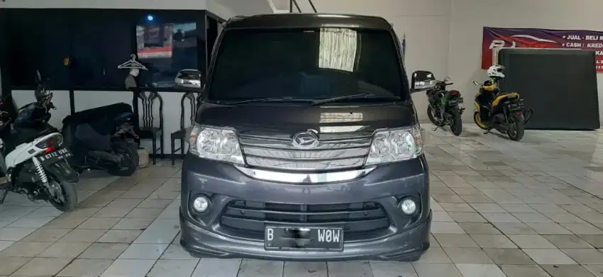 DAIHATSU LUXIO 1.5X M/T 2017 ABU-ABU METALIK