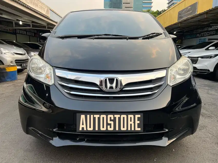 [TDP 5JT] Honda Freed S 2012 Hitam SD E PSD Jazz CRV Avanza 2011 2013