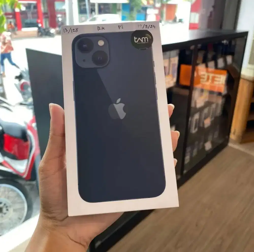 KREDIT  IPHONE 13 128GB