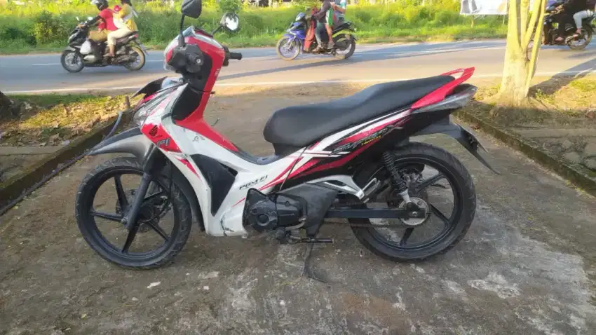 Supra X 125 tahun 2012