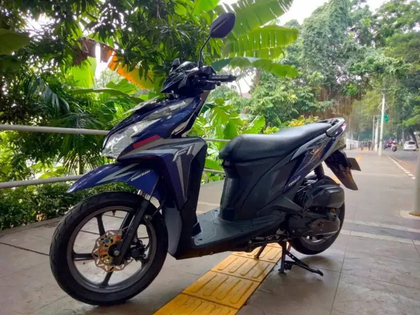 DIJUAL CASH HONDA VARIO KZR 125 CBS THN 2013 SIAP PAKAI