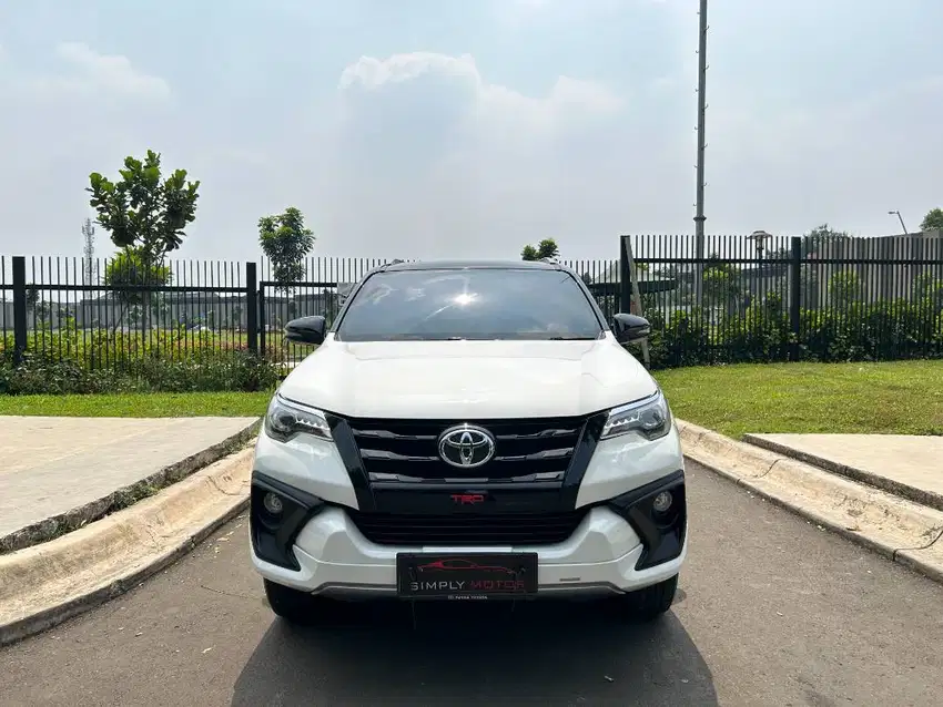 2017 Toyota Fortuner 2.4 VRZ SUV - DOUBLE DISC - TDP 5 JUTA - NEGO