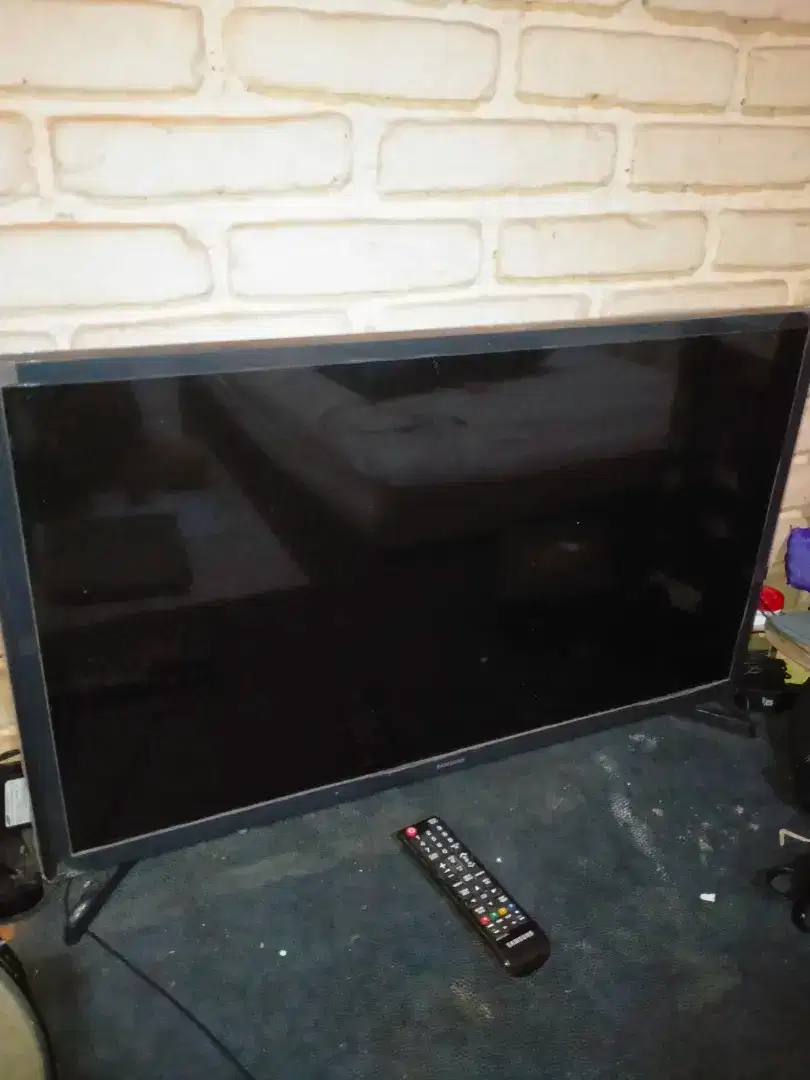 TV LED SAMSUNG 32 INCH