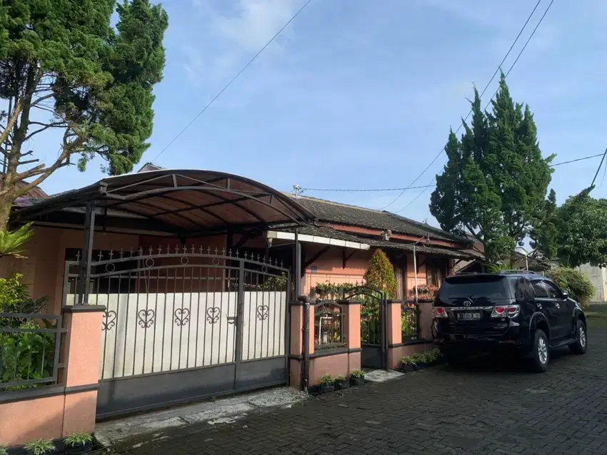 DIJUAL CEPAT RUMAH FULL FURNISH LINGKUNGAN PERUMAHAN