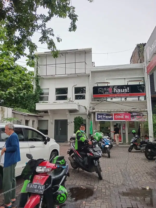 DI SEWAKAN RUKO DI KEMANG JAKSEL