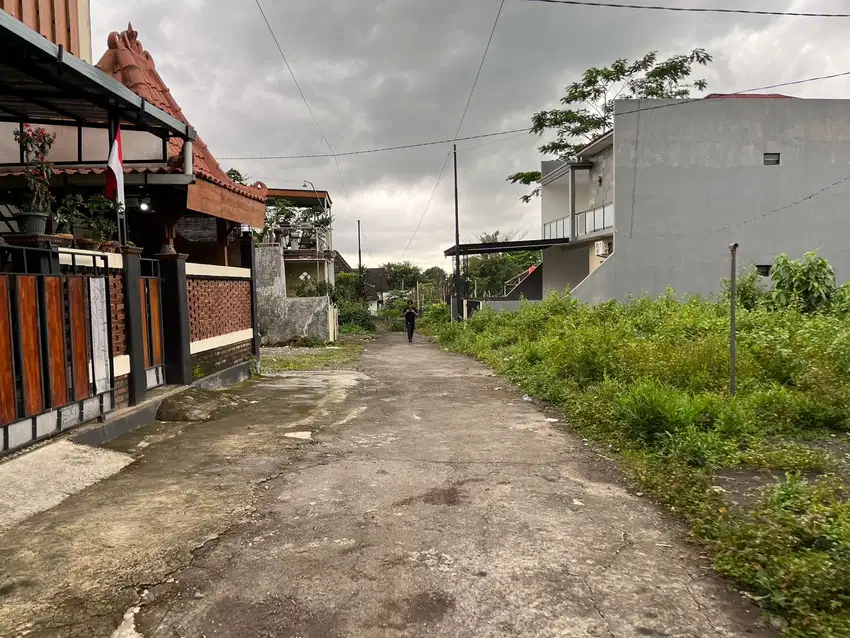 Di Jual tanah Pekarangan di Dekat Kampus UII Jalan Kaliurang SHM