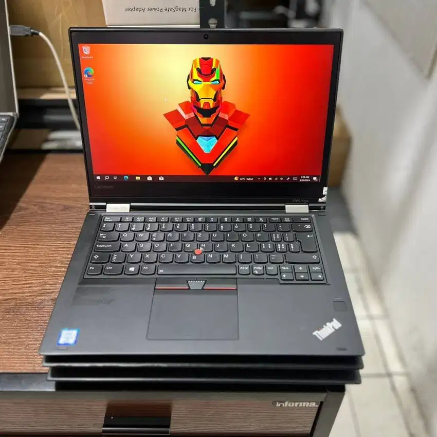 Lenovo Thinkpad X380 Yoga 2in1 Core i7 GEN8 RAM 16/256GB M-WC