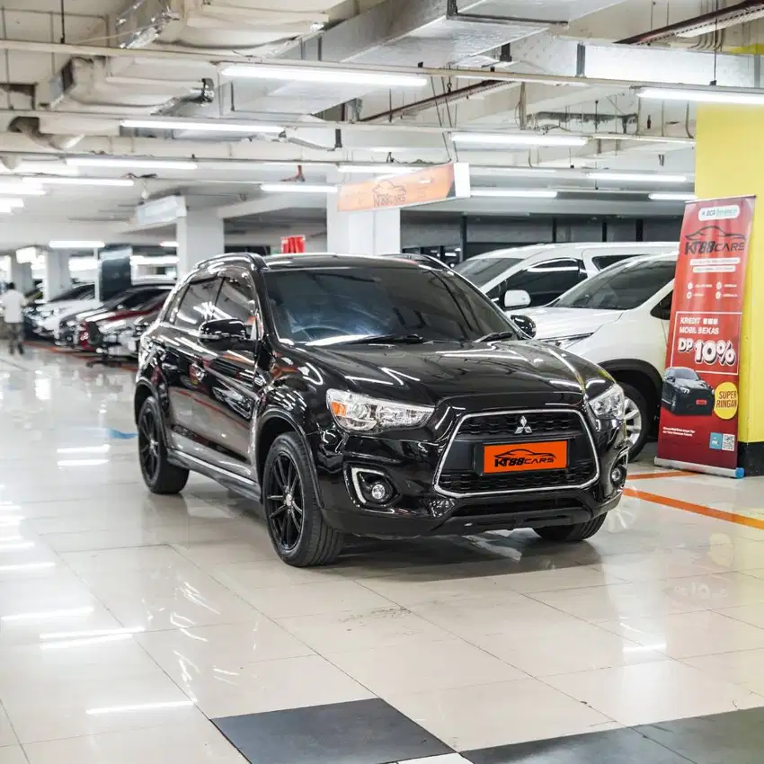 Mitsubishi Outlander Sport PX 2.0 2014 hitam automatic