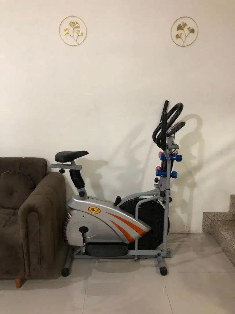 Alat Olahraga Sepeda Statis Jaco Elliptical Bike JC-820