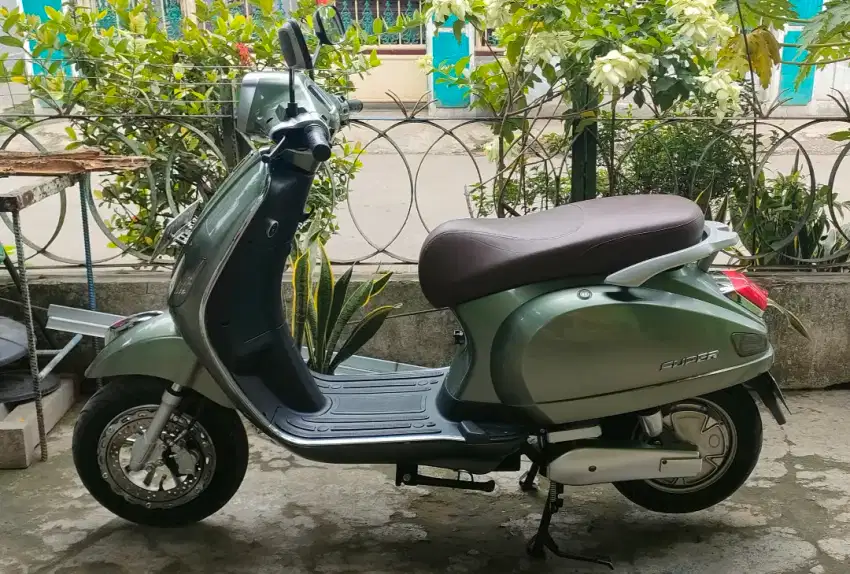 Sepeda motor listrik uwinfly t3