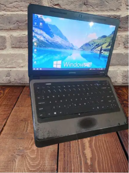 Laptop HP Compaq CQ43, Core I5 , siap pakai