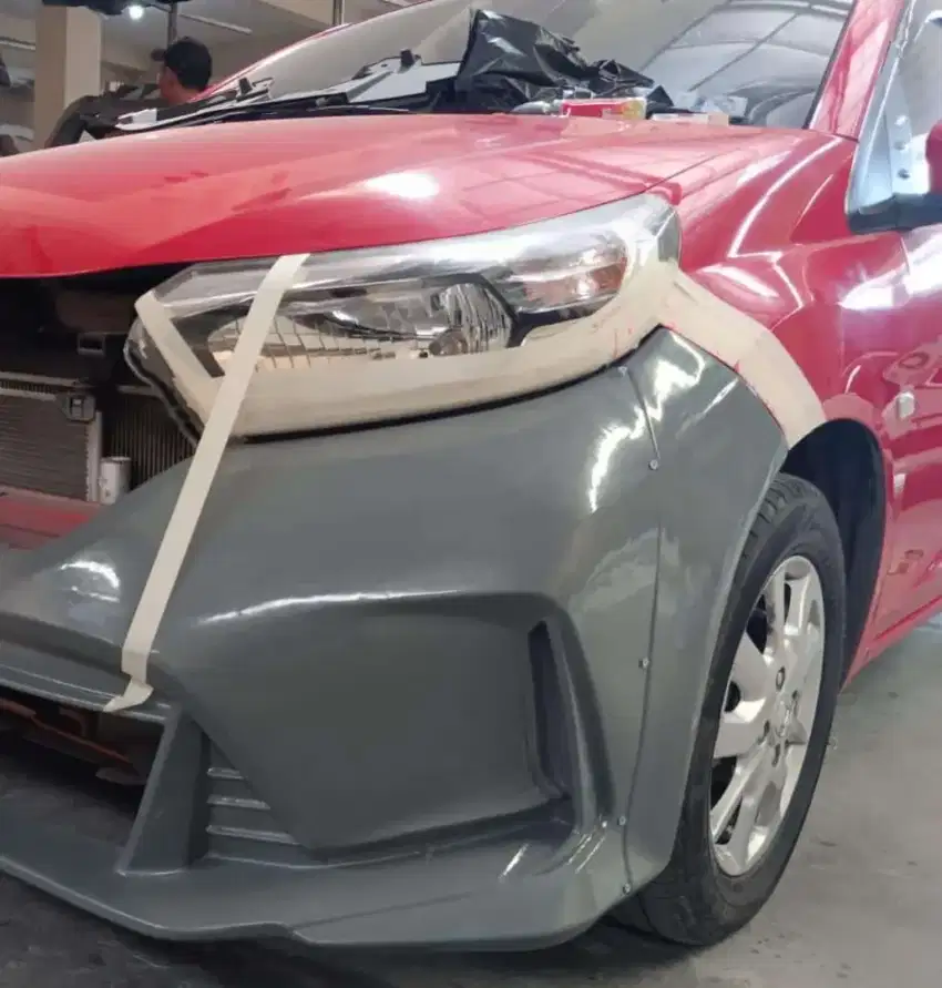 Dibutuhkan Tukang Body Repair dan Mekanik Mobil