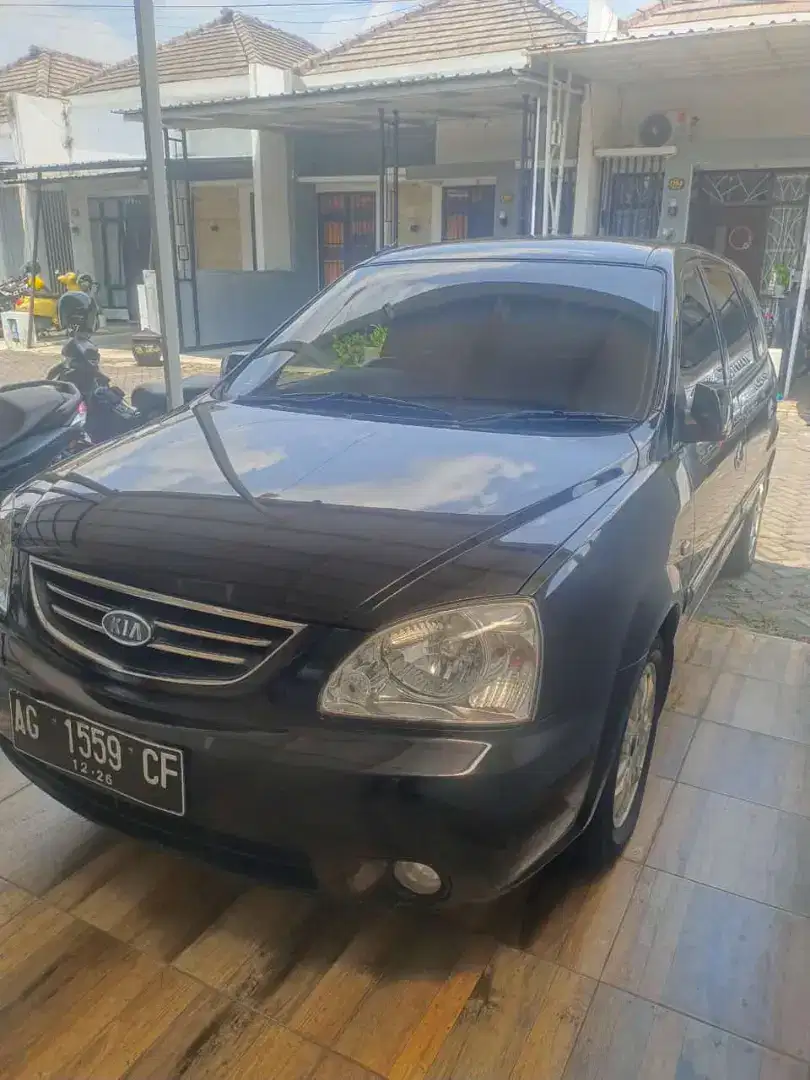 Kia carens 2 barang istimewa