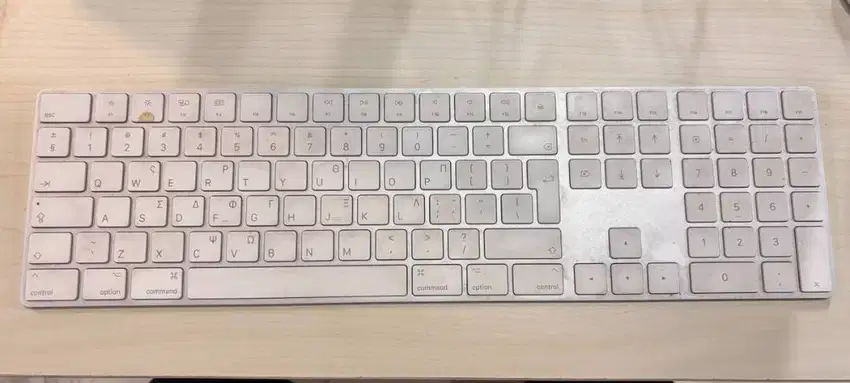 Apple Magic Keyboard Numeric versi 2 fullset