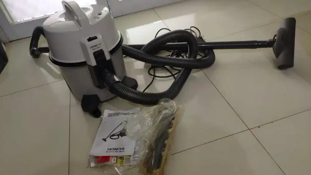 VACUUM CLEANER CV-100