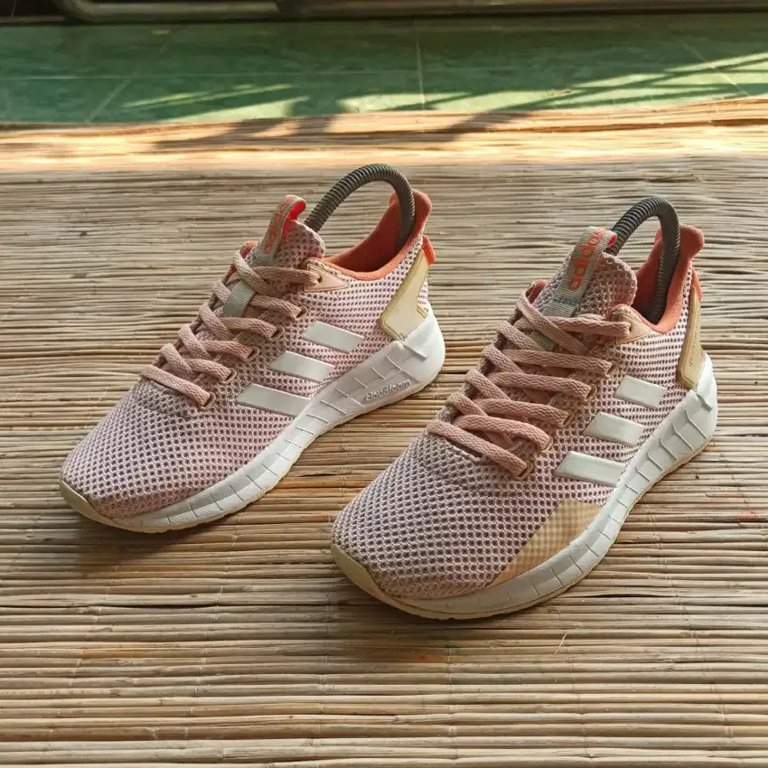 Adidas runing gym pink size 36 preloved second bekas