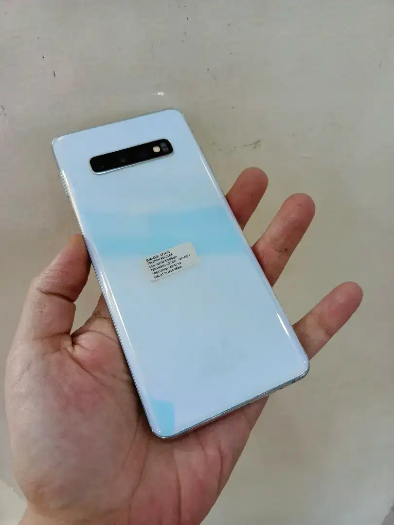 Samsung s10 plus 8/128 resmi Indonesia 100% fullset original bawaan