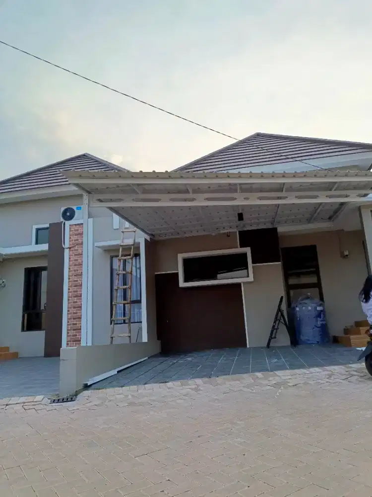 Ahli kanopi baja ringan