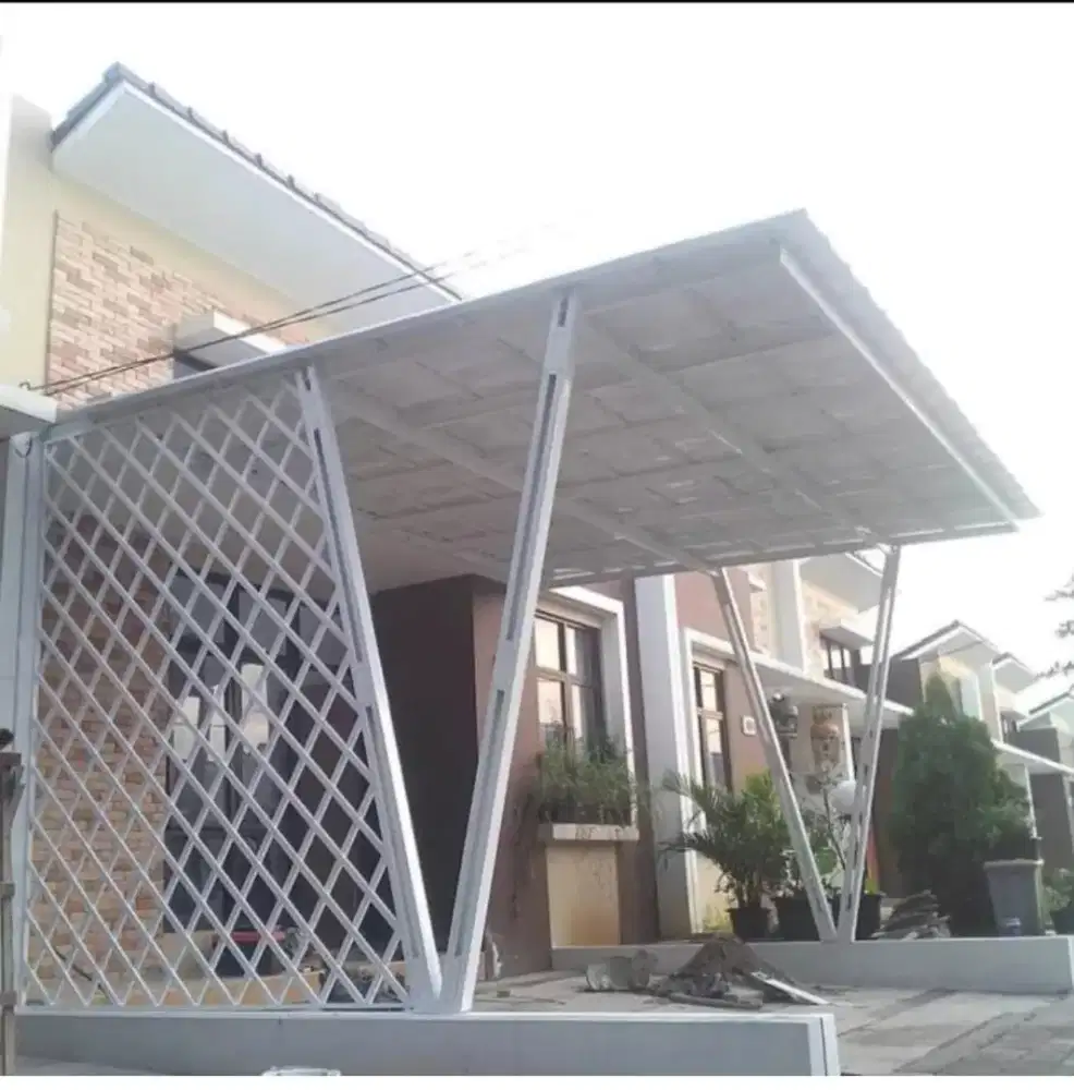 Spesialis kanopi baja ringan dan plafon PVC