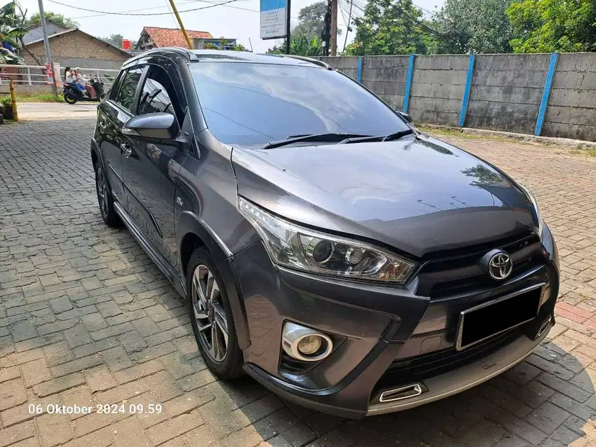 TDP (21JT) Toyota YARIS S TRD HEYKERS 1.5 AT 2017 Abu-abu