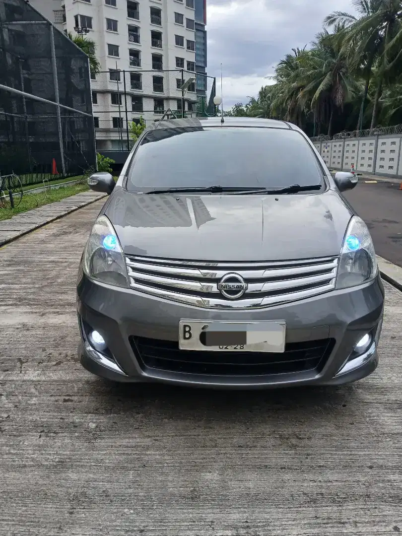 Nissan grand livina 2012/2013 XV HWS matic tangan 1 low km jrng pake