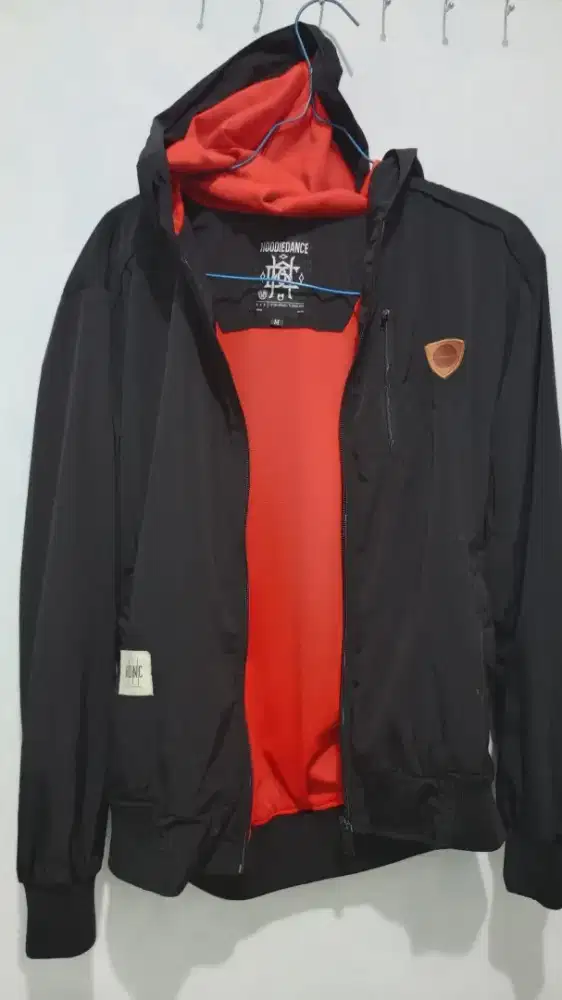 Hoodie/ jaket siap pakai