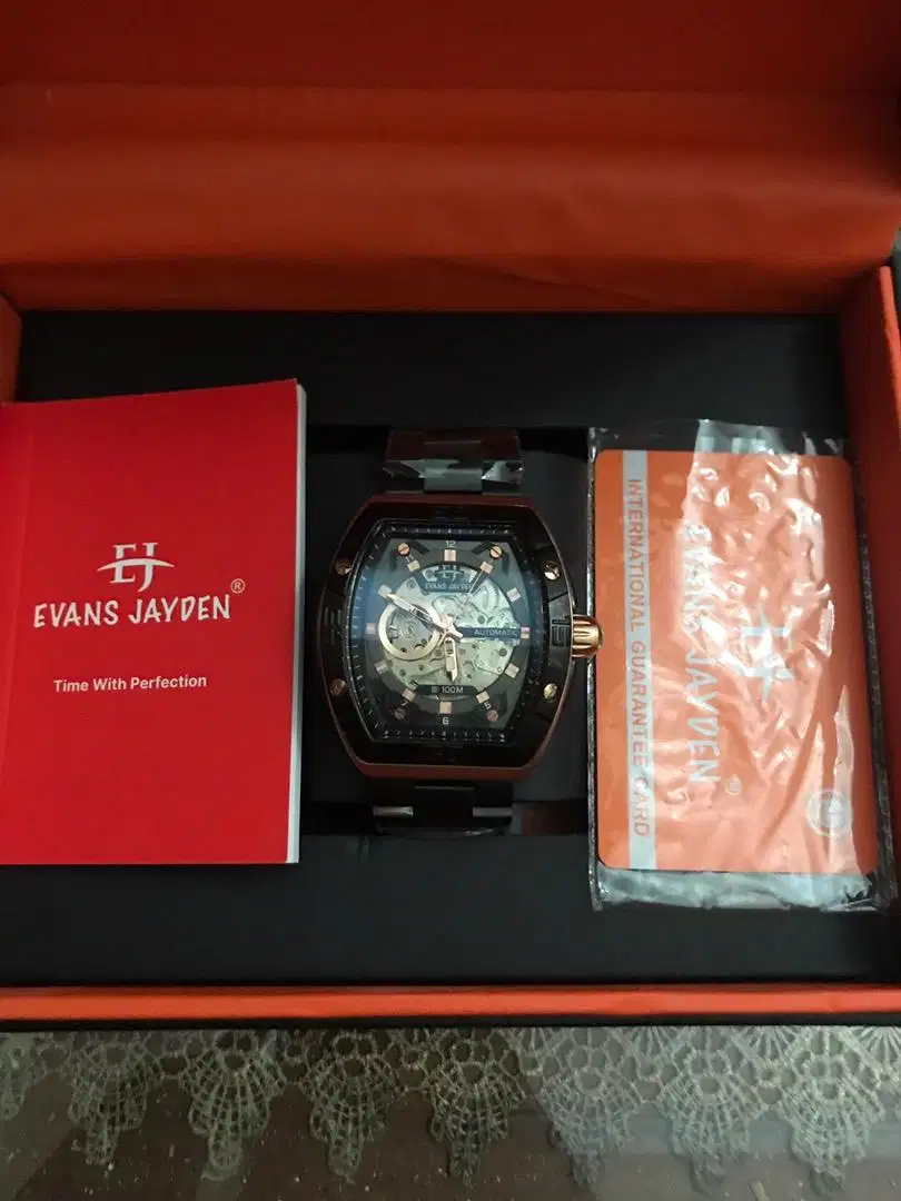 Jam tangan pria Evans jayden