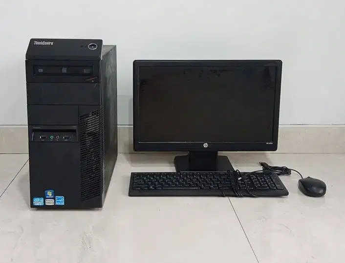 Komputer Full Set Core I3  Gen 3 Monitor 16 Inch  - Ram 4 GB HDD 500 G