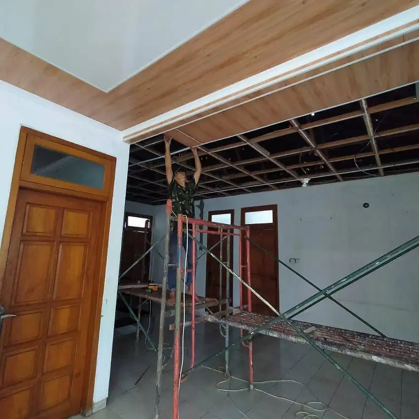 Tukang Pasang Plafon Partisi Jasa Wall Moulding Sekat PVC GRC Gypsum