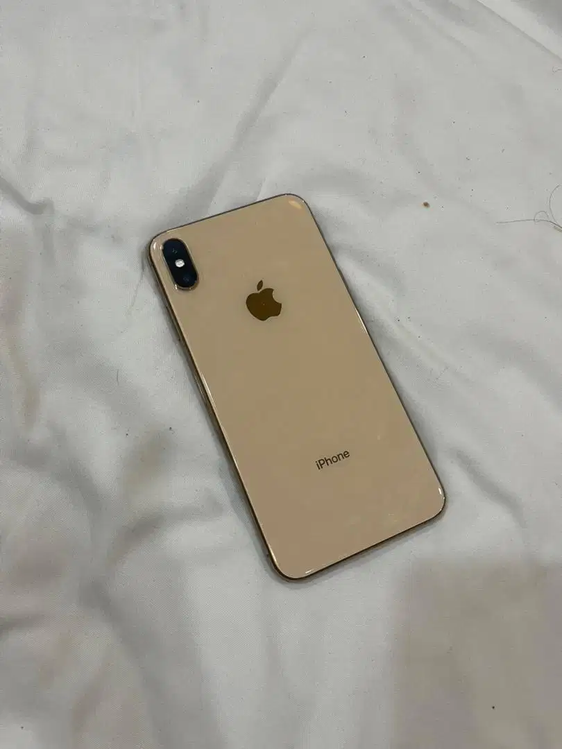 Dijual iphone xs max 256 gb warna gold / warna emas ex inter