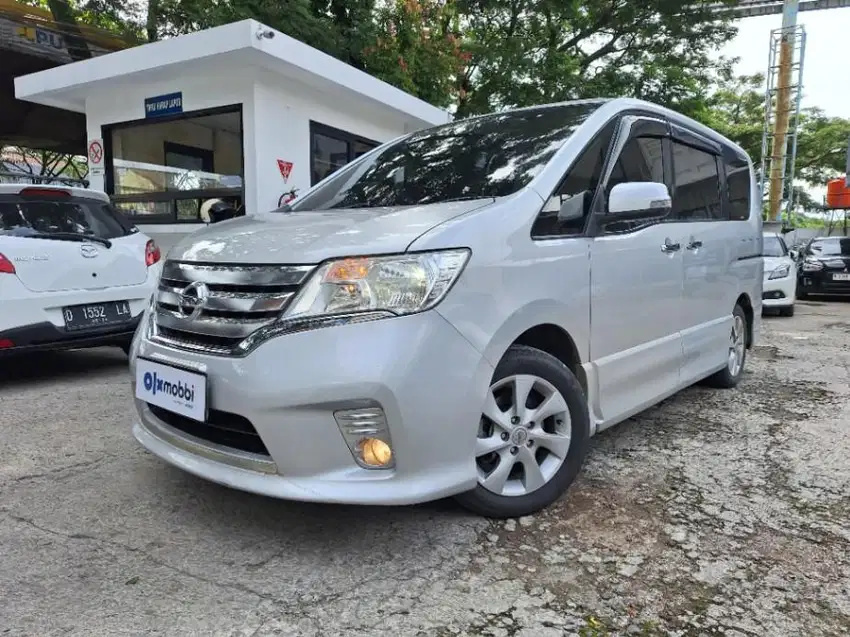 [OLXmobbi] Nissan Serena 2.0 Highway Star Panoramic Bensin-AT 2013