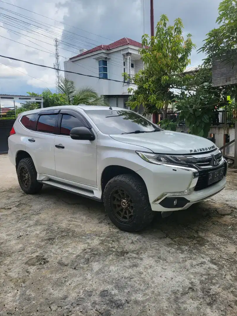 Pajero GLX 2018 4x4 manual